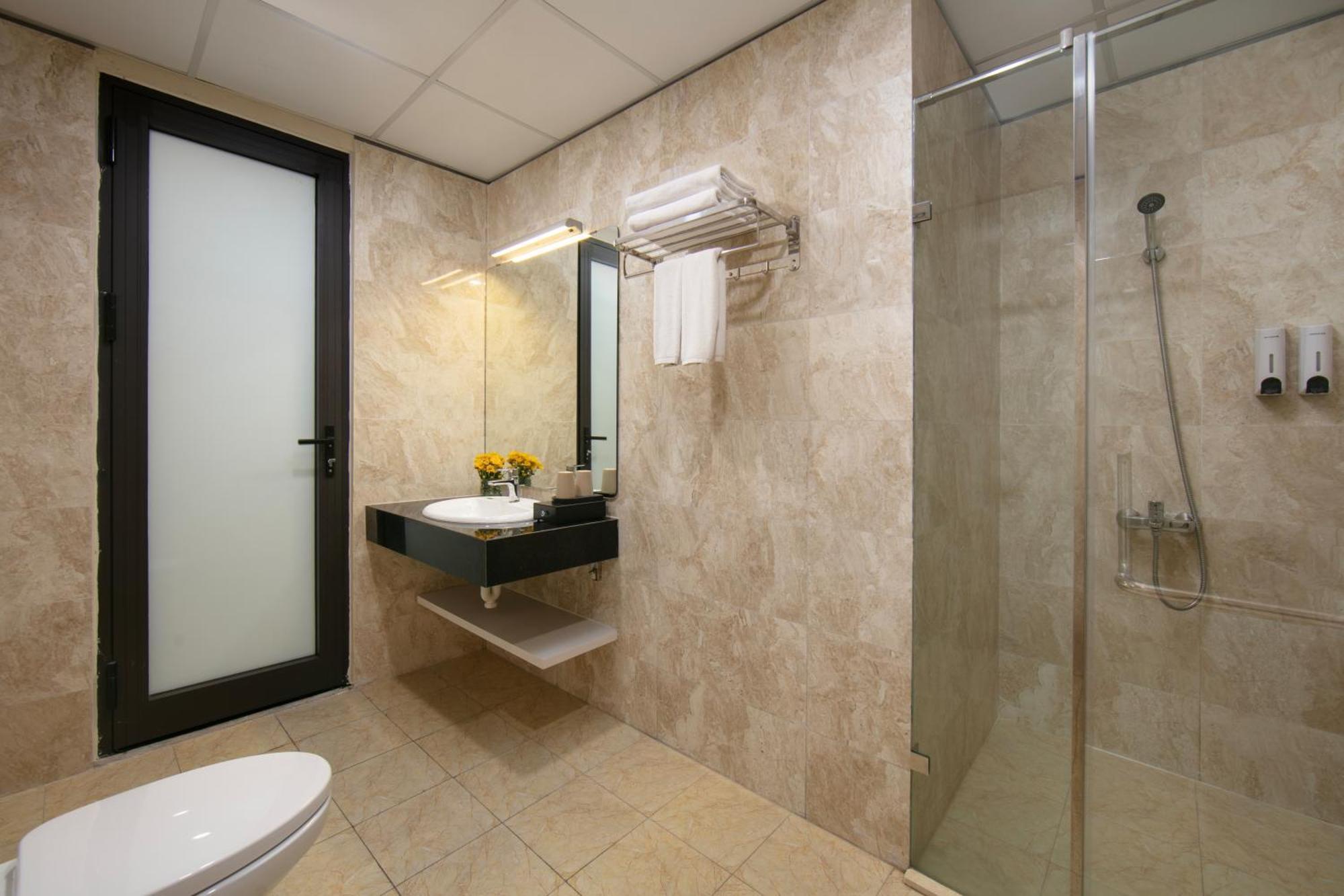 Hb Serviced Apartment - Lac Long Quan 河内 外观 照片