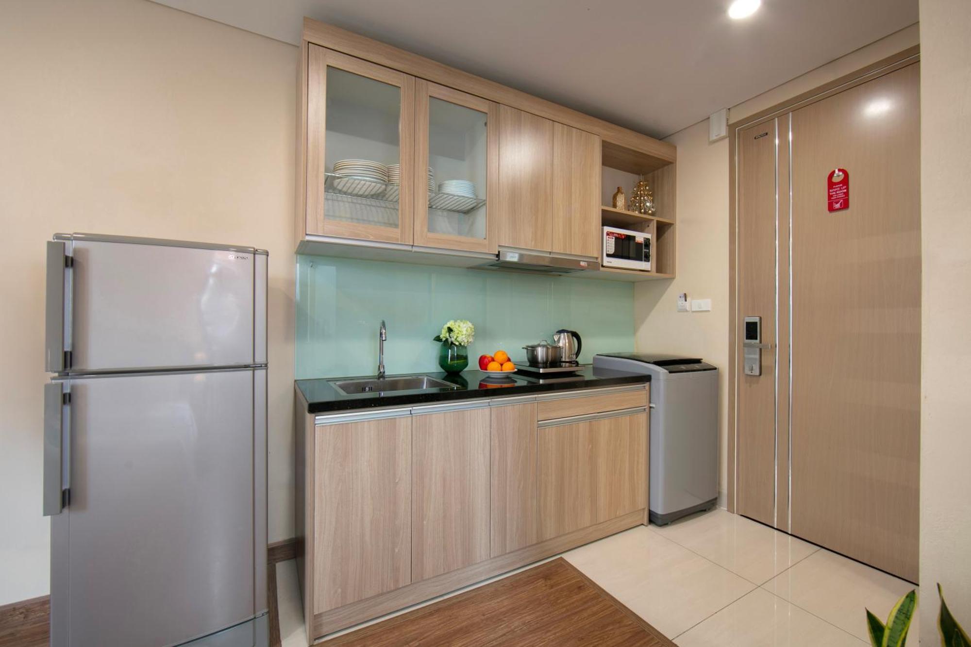 Hb Serviced Apartment - Lac Long Quan 河内 外观 照片