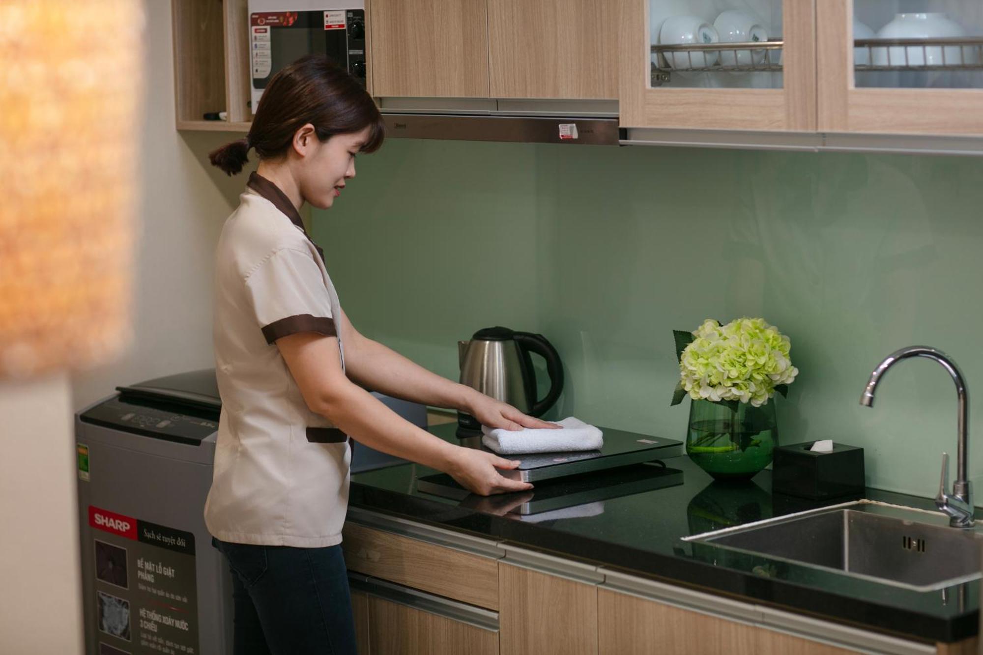 Hb Serviced Apartment - Lac Long Quan 河内 外观 照片